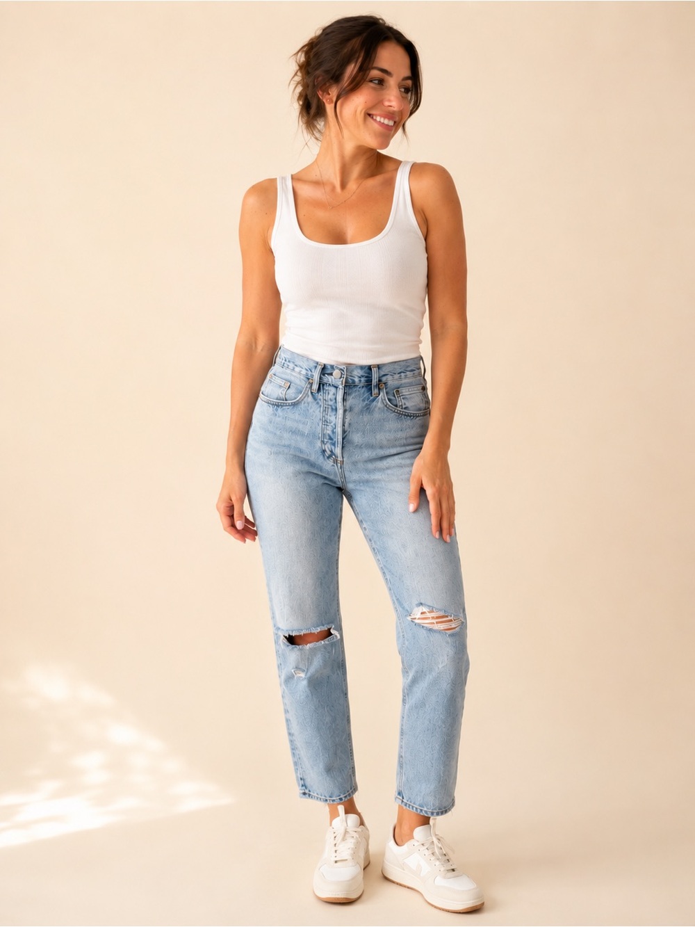 Denim Forum The Joni High-Rise Loose Medium Light Wash Jeans / Distressed